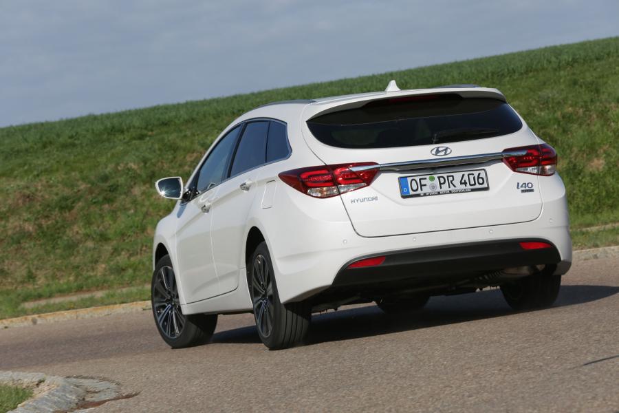  Hyundai i40 Wagon 2015 года  (фото 10 из 30)
